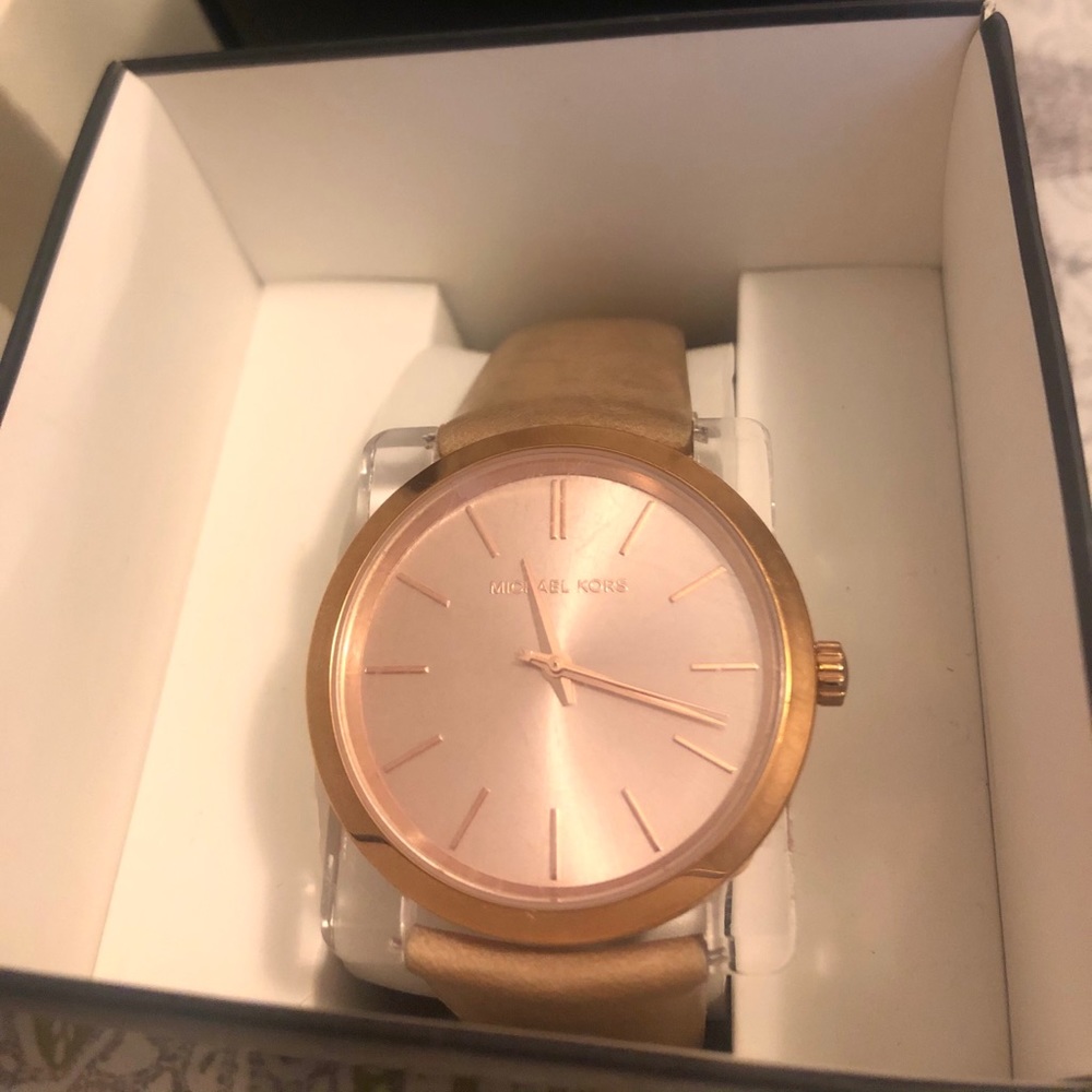 MK watch
